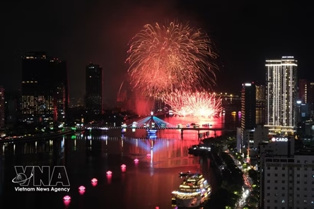 Da Nang International Fireworks Festival drives Central city’s tourism growth
